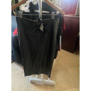 Lucky 13 black skirt with front bow